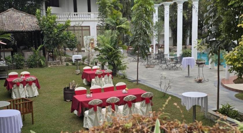 Hotel Club Denovo Butwal Exterior foto